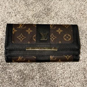 LV knock off wallet